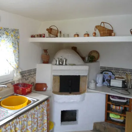 Casa Amarela - Regiao Do Douro Holiday home Loureiro (Porto)