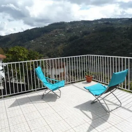 Casa Amarela - Regiao Do Douro Holiday home *